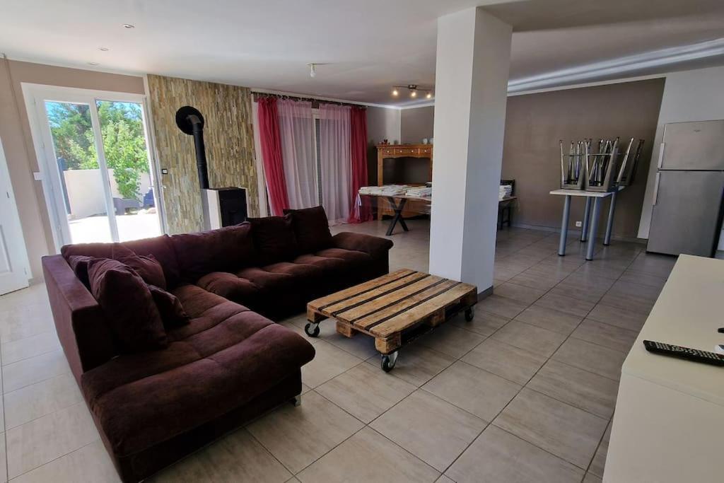 Villa Pour 10 Personnes Avec Piscine Et Jacuzzi Alès Exterior foto